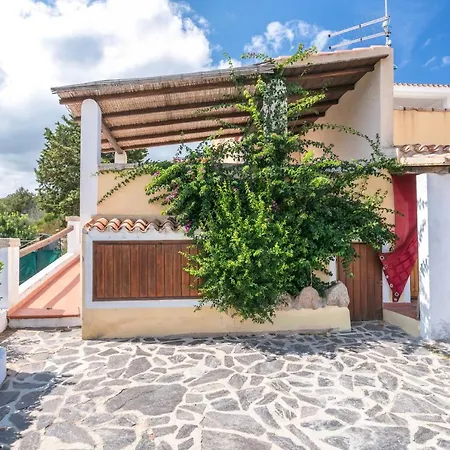 בית נופש Casa Contrada Del Sole Baja Sardinia